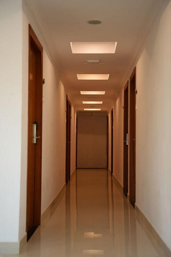 Hotel Roopmahal à Thiruvananthapuram Extérieur photo